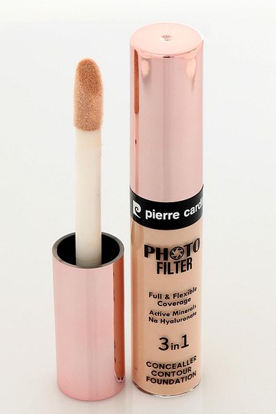 Pierre Cardin Photo Filter Liquid Concealer Concealer - Medium 822