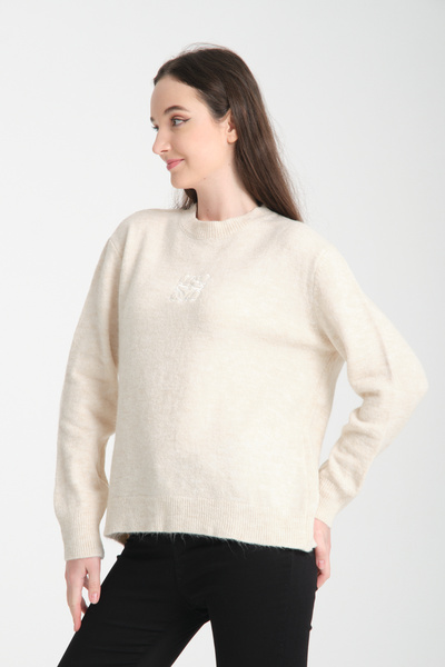 ŞEYDA ERTEM Ecru Colored Woolen Sweater - Embroidered Front