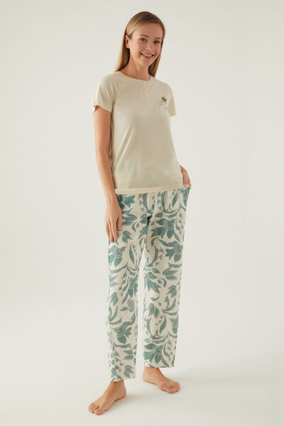 Pierre Cardin Women's Cream Short Sleeve Pajama Set