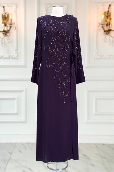 Amine Hüma Plum Hale Ferace