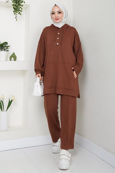 hafsamina Кафяв костюм от две части - с качулка и закопчаване HM2646