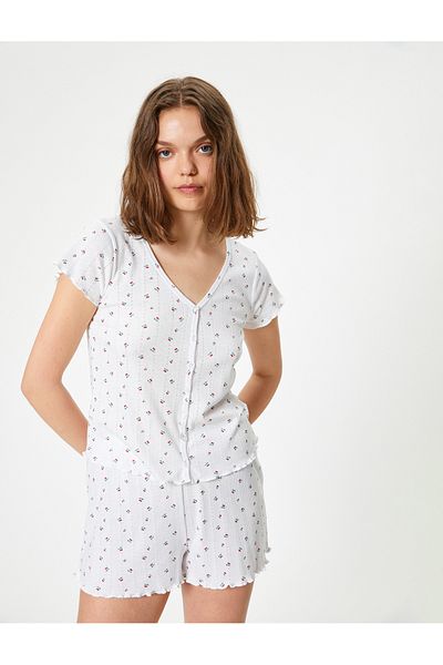 Koton V-Ausschnitt, kurze Ärmel, geknöpfte Shorts mit Kirschdruck, Pyjama-Set