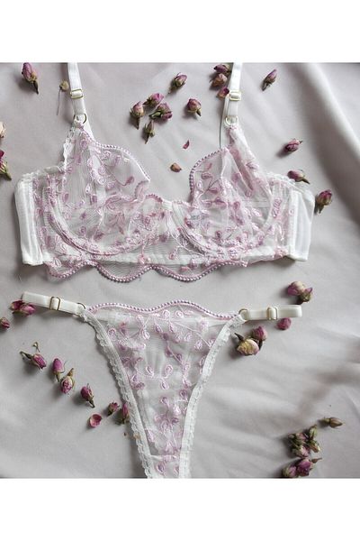 love secret Lace Bra and Thong Bralet Set - Stylish Women's Underwear, Comfortable and Elegant