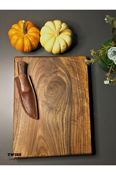 Home لوح تقطيع من خشب الجوز - (حجم متوسط) - (30×25×2.5 سم)