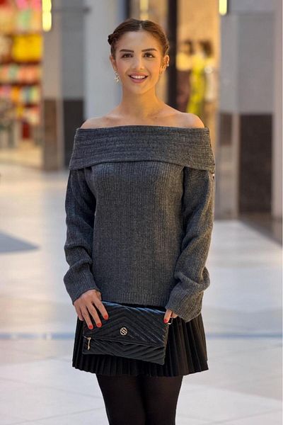Nevin Kaya Moda Anthracite Madonna Collar Wool Sweater