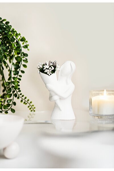 LALEZEN HOME ELLERİMDE ÇİÇEKLER KADIN FİGÜRU DEKORATİF OBJE (ÇİÇEKLER DAHİL) ...
