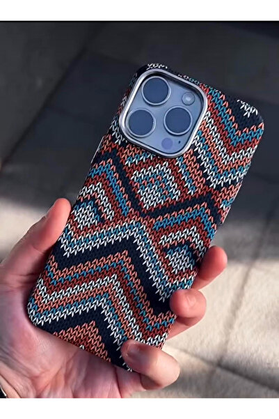 DGN İPhone 15 Pro Uyumlu Yaratıcı Tasarım Karbon Fiber Kapak Magsafe ile Uyumlu Kılıf Kamera Tamponlu