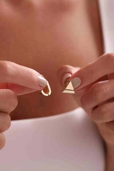 Bayar Gold 14 Ayar Altın Üçgen Halka Küpe