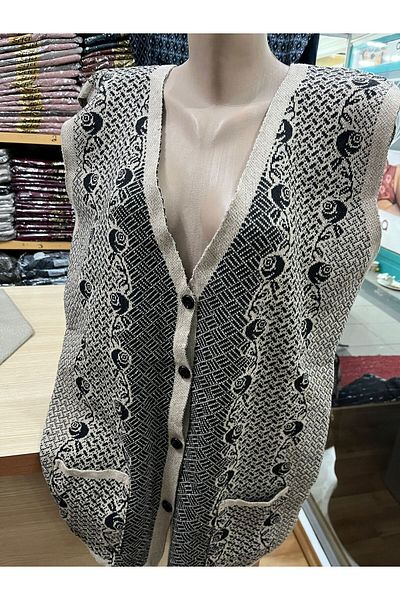 TCR Women's Knitwear Buttoned Pocket Patterned Vest
