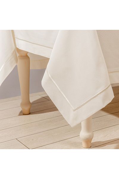 Gül Güler Thick Single Row Pique Tablecloth