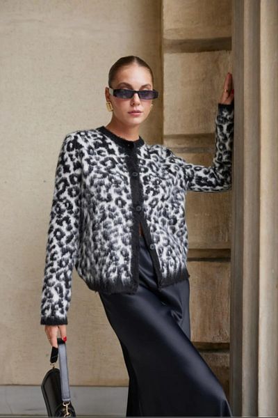 Nisa Women's Equivalent Leopard Print Short Wool Knitwear Cardigan
