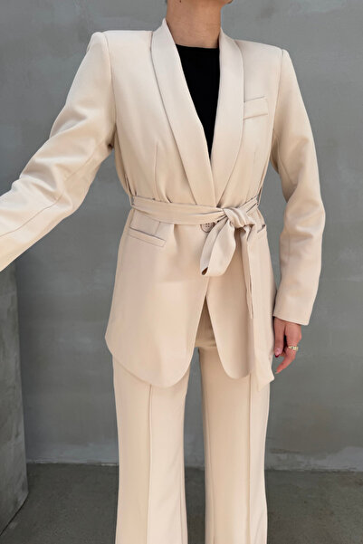 Genel Markalar Kadın Ikili Kuşaklı Blazer Ceket Pantolon Takım