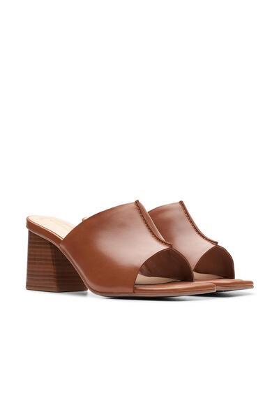CLARKS Brown Genuine leather Sandals For Womens