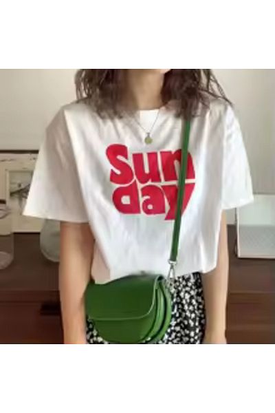 Boi Tricou Minimal pentru femei Sunday Design - Tricou supradimensionat din bumbac alb-negru