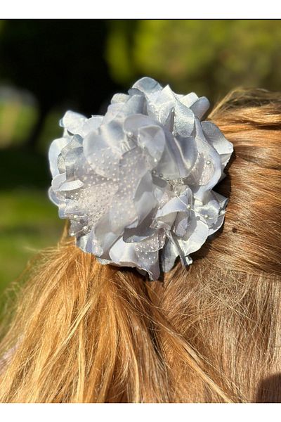 QUEEN AKSESUAR Luxury Fashion Trend - Pearls Satin, Large Artificial Rose Flower Clothespin, Clip Buckle Gray