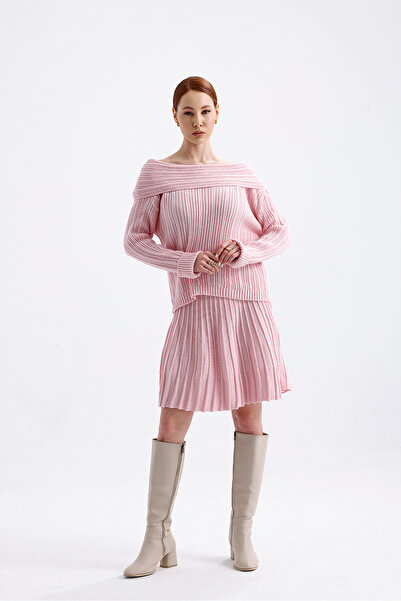 Get Crazy Madonna Collar Set