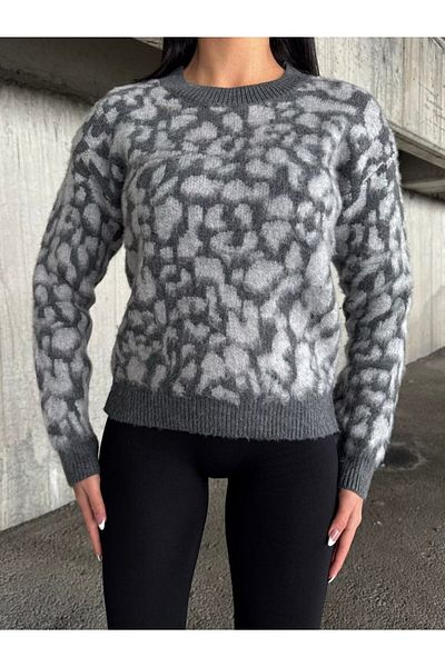 Luna Carina Women's Gray Crew Neck Leopard Print Soft Textured Knitwear Sweater