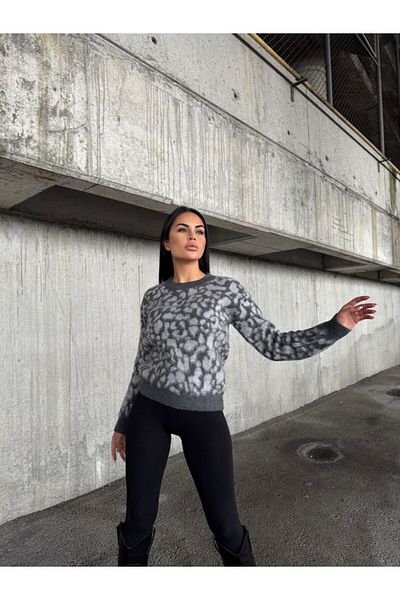 Luna Carina Women's Gray Crew Neck Leopard Print Soft Textured Knitwear Sweater