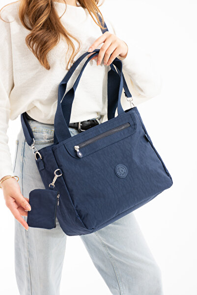 KIRASE Mini portofel din țesătură încrețită Mega Bass, cu detaliu, geantă de umăr și mână din material textil impermeabil 224