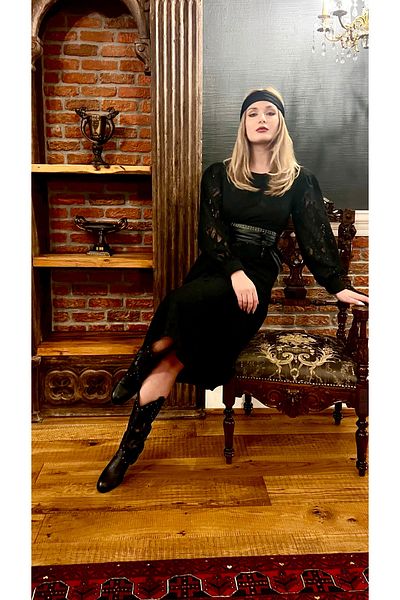 UPGRADE ROCHIE NEGRA DANTELA