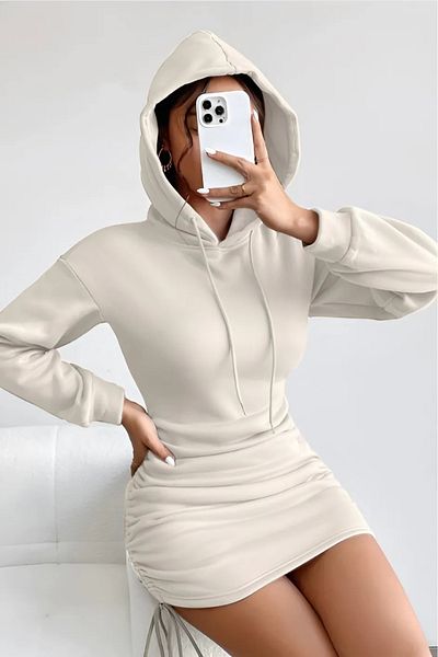 Baby xclub Γυναικείο φόρεμα White Gate - Βασικές τάσεις εποχών και χειμερινή εφαρμογή