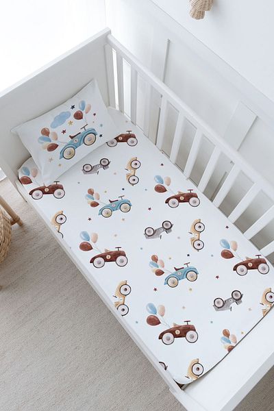 Tuğba Kuğu مجموعة ملاءات مطاطية منقوشة على شكل سيارة بالون من سلسلة Baby Series