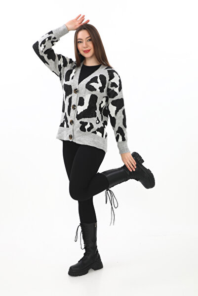 02Lady Fashion Leopard Print Buttoned Oversize Knitted Detailed Knitwear Cardigan