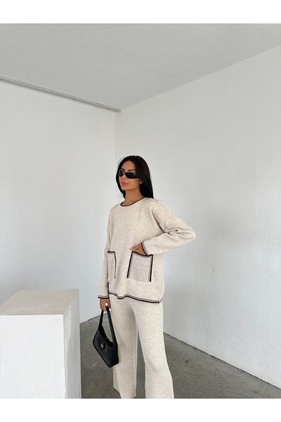 02Lady Fashion Oversize Pocket Detailed Wide Leg Knitwear Suit