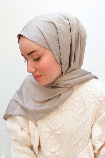 Silk Home Deluxe Labyrinth Patterned Jacquard Shawl - Sand Beige
