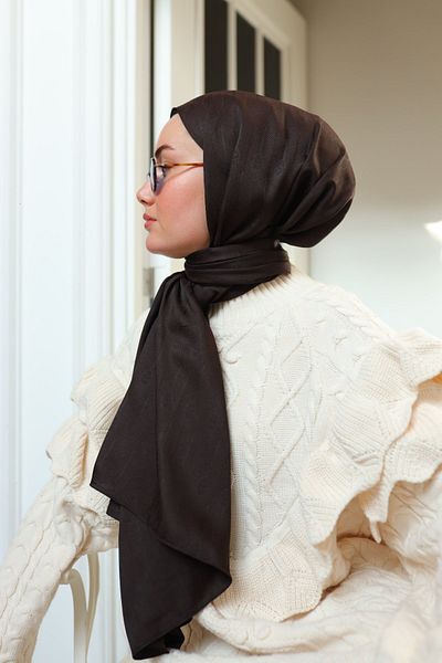 Silk Home Spoon Pattern Jacquard Deluxe Shawl - Bitter Brown