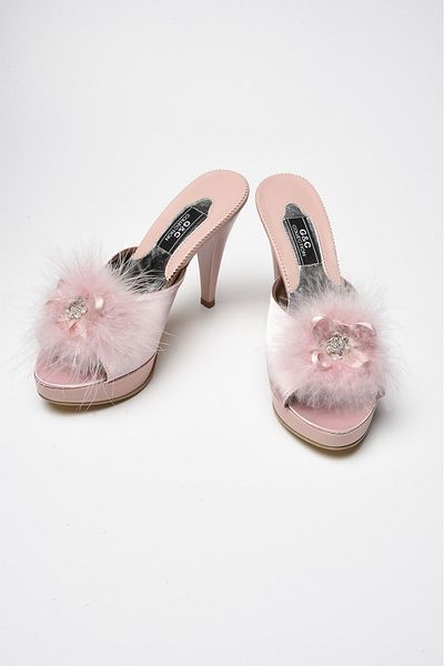GC Gift & Dowry & Wedding Rhinestone Furry Slippers