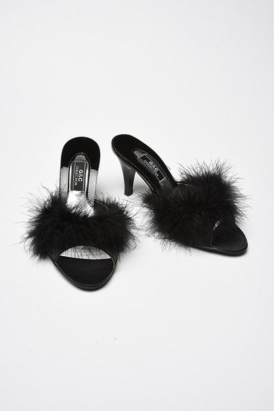 GC Gift & Dowry & Wedding Feather Slippers