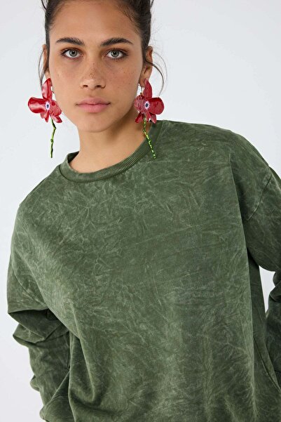 No Matter What Basic Acid Wash Sweatshirt mit Fahrradkragen