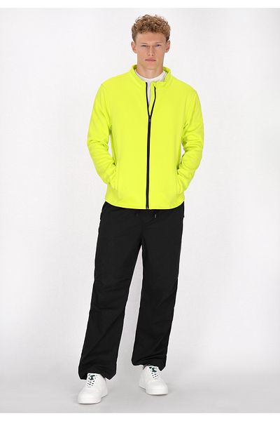 Mo Jacke