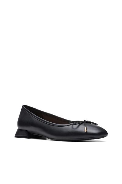CLARKS Ubree15 Step Black Womens Formal Shoes