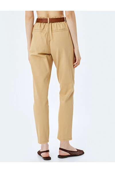 Koton Locker geschnittene Chino-Hose aus Baumwolle