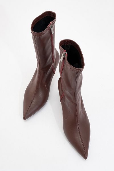 LuviShoes THALIN Dunkelburgunderfarbene Damenstiefel mit spitzer Zehenpartie und dünnem Absatz