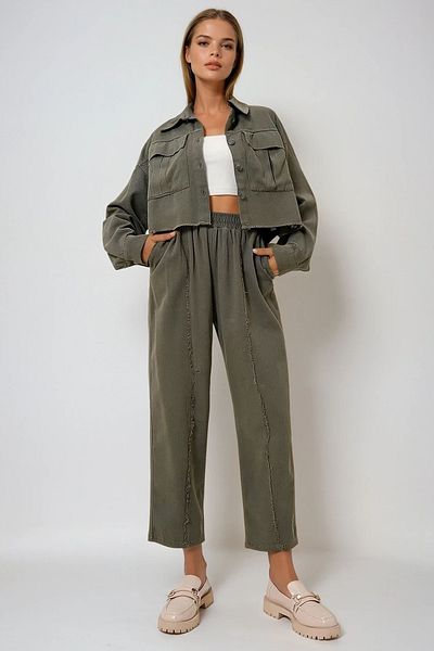VAGGON Női khaki szezonális dupla zsebes Crop dzseki és hátsó varrás részletes nadrág szett Prmx12780