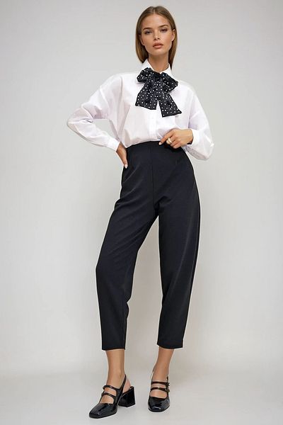 VAGGON Women's Black High Waist Collet Flowy Crepe Knitted Trousers
