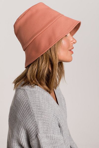 BEWEAR Unisex čiapka s náplasťou "Good Vibes".