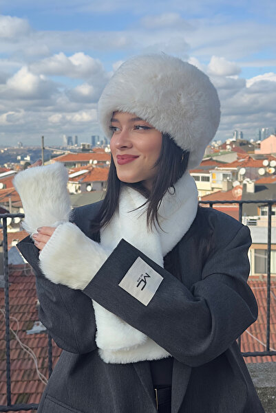 Mollycrush Women's Winter White Faux Fur Plush Heart - Set of 3