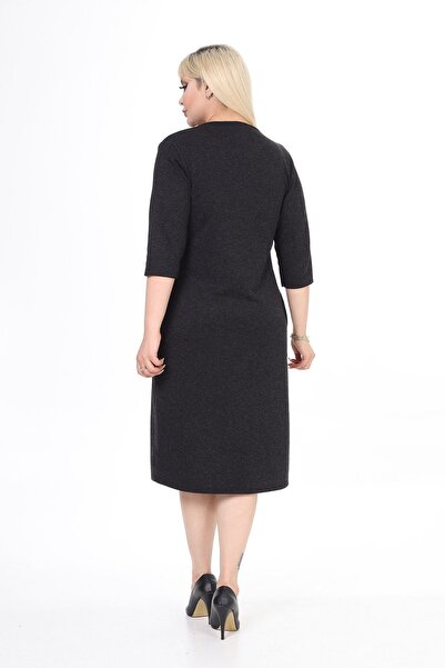 modayız Χειμερινό φόρεμα μεγάλου μεγέθους ανθρακί με τσέπες 27B-2470