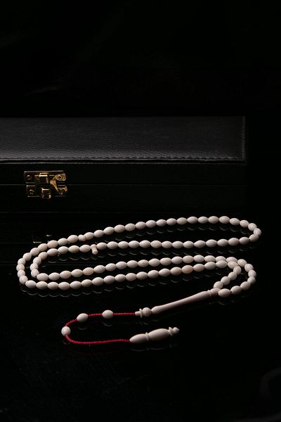 TESBİHKENTİ Simple and Eye-Catching Barley Camel Bone 99' Prayer Beads