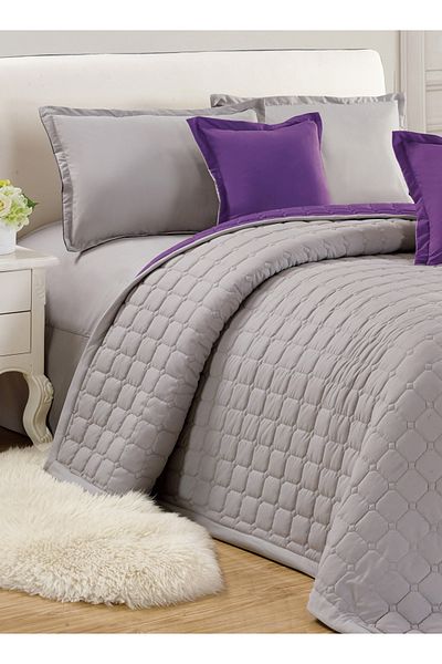 Generic Compressed two-sided Comforter Set Twin Size Tow color, 4 Pieces, Single Size