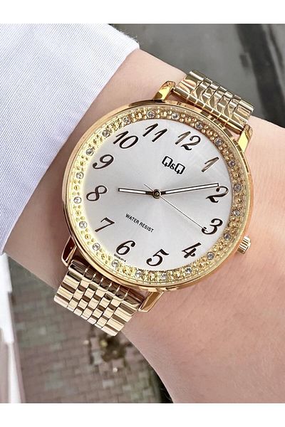 Q&Q Women's Metal Cord Wristwatch