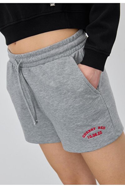 TUBİA Kadın Gri Melanj Nakış Detaylı Şort