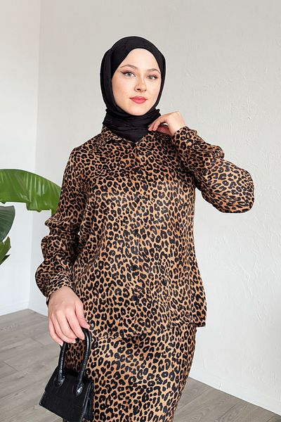 InStyle طقم مكون من قطعتين من الساتان البني بنقشة الفهد