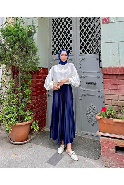 Bahar Altundemir تنورة حجاب رفيعة بطيات