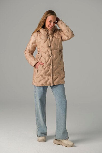 Olcay Μοντέρνο παλτό με κουκούλα, τσέπη με φερμουάρ και λεπτομερές σχέδιο TAŞ 6394