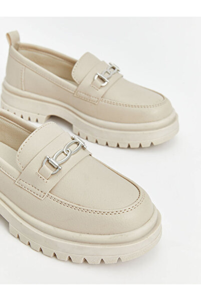 LC Waikiki Κοριτσίστικο Loafer με Λεπτομέρεια Μεταλλική Πόρπη - S5HA79Z4